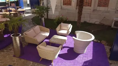 Coin salon dans l'établissement Les Caudalies