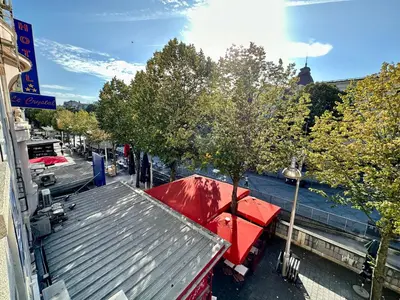 Plan de l'établissement Petra - Le confort à portée de main