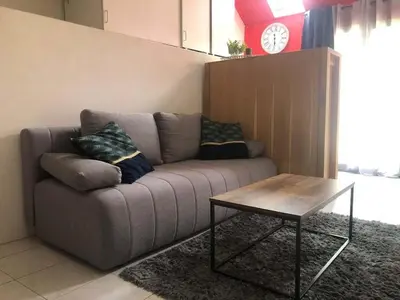 Coin salon dans l'établissement Studio gare et commerces sur place