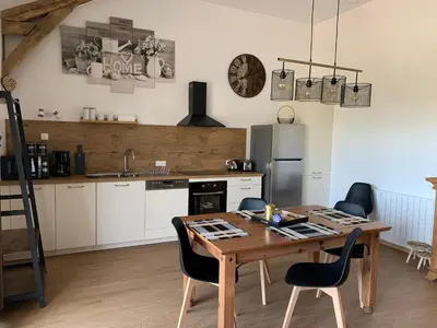 Cuisine ou kitchenette dans l'établissement Le mirondel