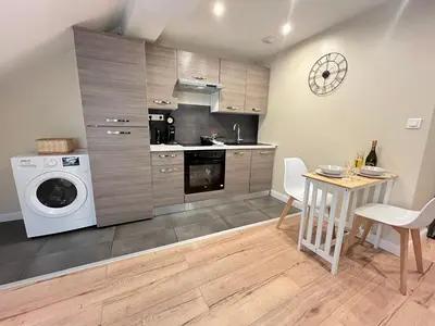 Cuisine ou kitchenette dans l'établissement Danton confortable chaleureux proche centre-ville