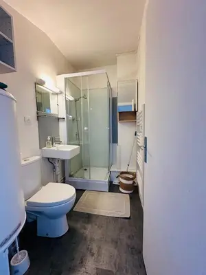 Salle de bains dans l'établissement Le studio du moulin