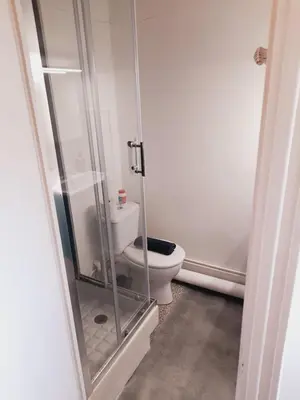 Salle de bains dans l'établissement Chez Dogoré