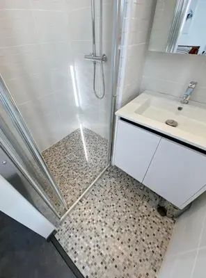 Salle de bains dans l'établissement Gite d'Inès