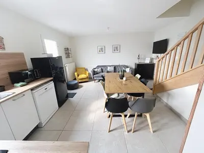 Cuisine ou kitchenette dans l'établissement Le Gîte de la Forêt Montmacq
