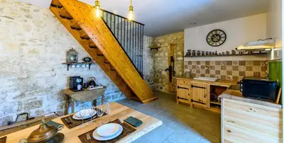 Cuisine ou kitchenette dans l'établissement La Grange des Richebourgs