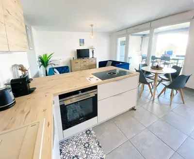 Cuisine ou kitchenette dans l'établissement Chez Pablo, maison avec jardin et parking privé