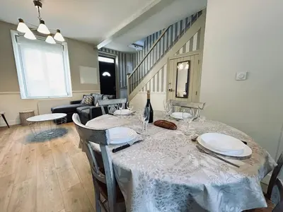 Coin salon dans l'établissement Marzilly maison cosy 3 chbrs avec suite parentale