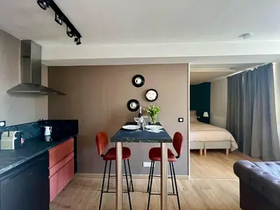 Cuisine ou kitchenette dans l'établissement L'Etoile-Appartement élégant au coeur d'Epernay, proche de l' avenue de Champagne