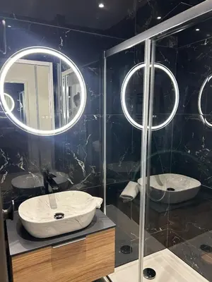 Salle de bains dans l'établissement 3 Lenoir Grand T3 luxueux au centre-ville 4 pers