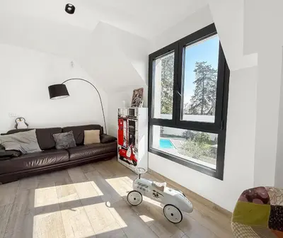 Piscine de l'établissement Villa haut de gamme avec Piscine, Bar et Cinéma ou située à proximité