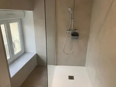 Salle de bains dans l'établissement Appartement bien placé