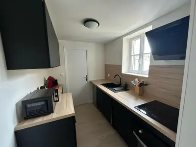 Cuisine ou kitchenette dans l'établissement Le chal'heureux, Appartement chic au cœur d'Épernay