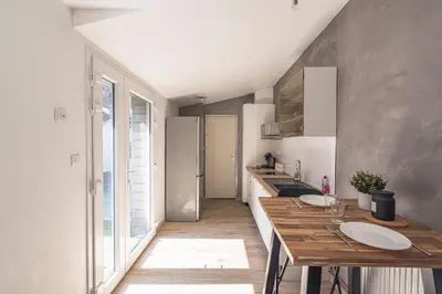 Cuisine ou kitchenette dans l'établissement Le Patio Champenois