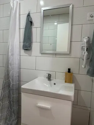 Salle de bains dans l'établissement La bulle du 4