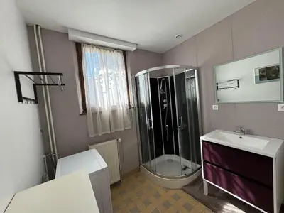 Salle de bains dans l'établissement Le nid d'Hirondelle