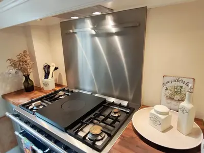 Cuisine ou kitchenette dans l'établissement Maison cocooning avec magnifique jardin