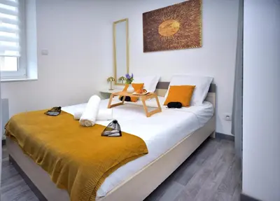 Un ou plusieurs lits dans un hébergement de l'établissement peaceful retreat & cozy apartment in reims , sleep4 ,near city center , free public parking