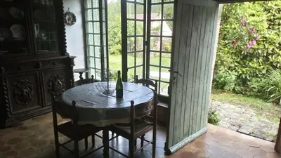 Jardin de l'établissement Ancienne maison de famille