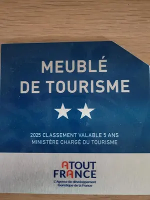Certificat, récompense, panneau ou autre document affiché dans l'établissement Maison plein pied Trosly-Loire
