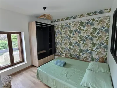 Un ou plusieurs lits dans un hébergement de l'établissement Appartement Cosy et Lumineux à Pommeuse - Proche Gare & studio de production idéal Couple et Professionelles