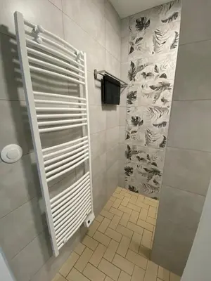 Salle de bains dans l'établissement Gîte du Saule du Magne 2 personnes