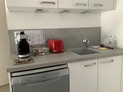 Cuisine ou kitchenette dans l'établissement L'étape Rémoise, le calme aux portes de Reims