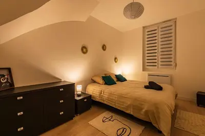 Un ou plusieurs lits dans un hébergement de l'établissement Philomène, hypercentre Reims