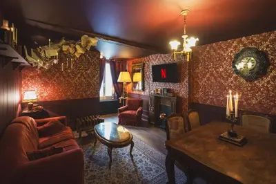 Télévision ou salle de divertissement dans l'établissement Maison Immersive Cinéma & Harry Potter 6 pers