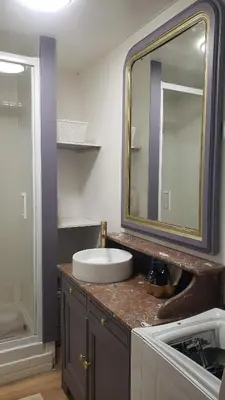 Salle de bains dans l'établissement Le Nid Daudèce