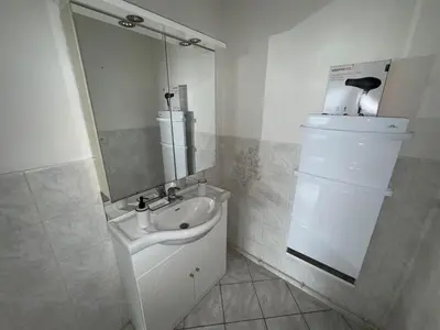 Salle de bains dans l'établissement L'Horizon Silencieux Loft