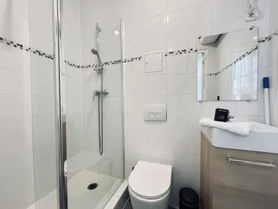Salle de bains dans l'établissement Chavalliaud 1 charmant studio Rez de chaussée