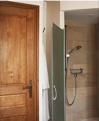 Salle de bains dans l'établissement Le moulin de Sauvage