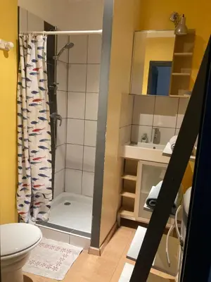Salle de bains dans l'établissement Gîte à la ferme