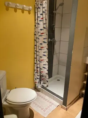Salle de bains dans l'établissement Gîte à la ferme