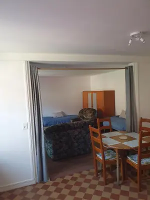 Un ou plusieurs lits dans un hébergement de l'établissement Proximity to Cité Internationale