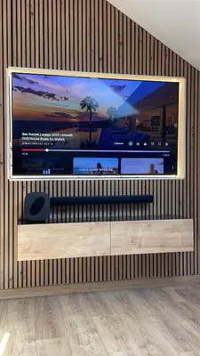 Télévision ou salle de divertissement dans l'établissement La Parenthèse Rémoise