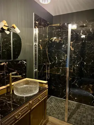 Salle de bains dans l'établissement Escale de la râperie logement 1