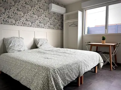 Un ou plusieurs lits dans un hébergement de l'établissement L'Escale de la Râperie, logement 3