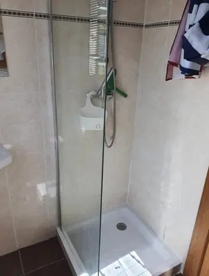 Salle de bains dans l'établissement Jolie T1 proche du centre ville de Compiègne