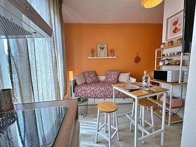 Coin salon dans l'établissement Le Petit Cosy - A 5mn à pied de la gare de Compiègne