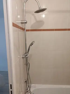 Salle de bains dans l'établissement Très bel appartement - Meaux - proche Disneyland