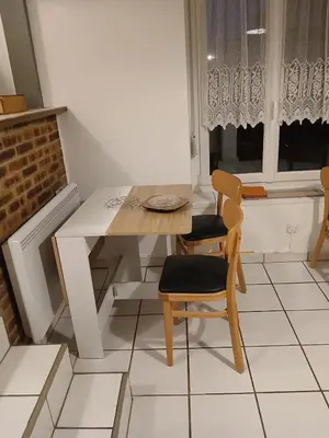 Coin salon dans l'établissement Studio cosy à Sedan avec jardin clôturé de 22 m²