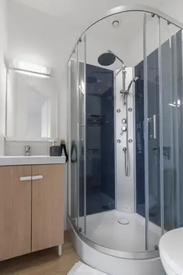 Salle de bains dans l'établissement Pomme rouge