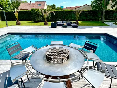 Piscine de l'établissement La Maison de Maître, Piscine & Spa ou située à proximité