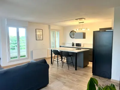 Cuisine ou kitchenette dans l'établissement Le loft de la gare - Hypercentre et vue cathédrale