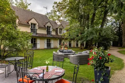 Jardin de l'établissement Hostellerie du Royallieu