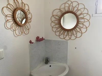 Salle de bains dans l'établissement Agréable maison style shabby chic