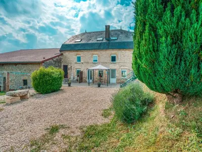Jardin de l'établissement Cottage in Nouart Countryside