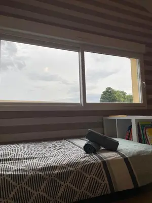 Un ou plusieurs lits dans un hébergement de l'établissement La Maison Jaune - 4 chambres - 7 personnes - au calme